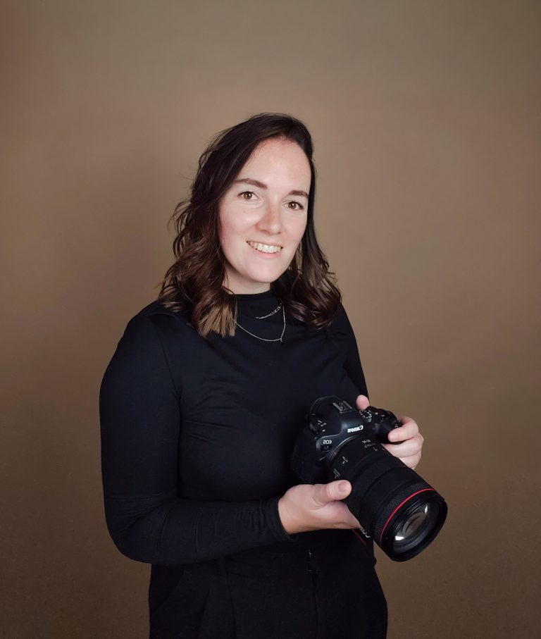 photo portrait de Audrey le bihan la photographe basée à plougastel-Daoulas en bretagne